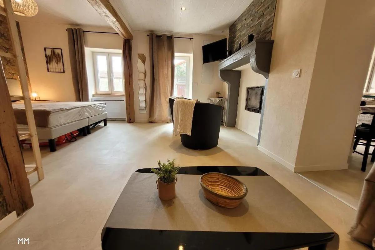 Villa La Maisonnette De L Espace Themis, Piscine Partagee Saint-Germain-de-Salles France